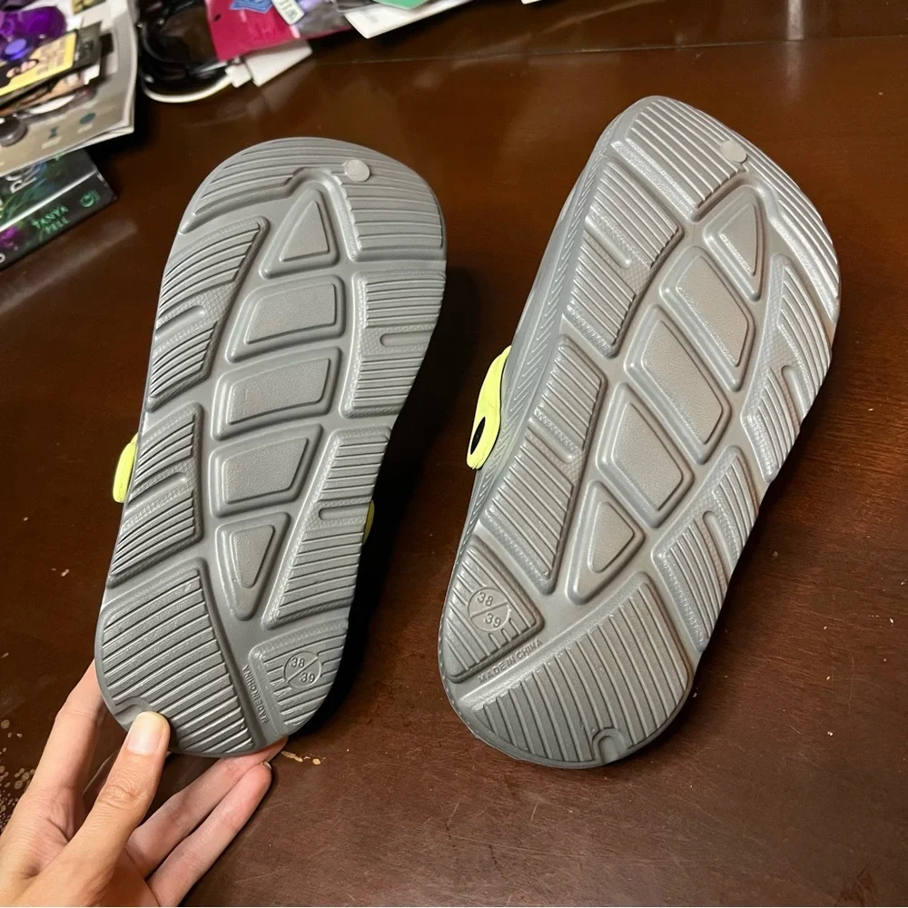 ARISIC Clog Sandals Size 8 / 9 Removable Insoles Arch Support Gray Yellow Garden - Picture 7 of 9